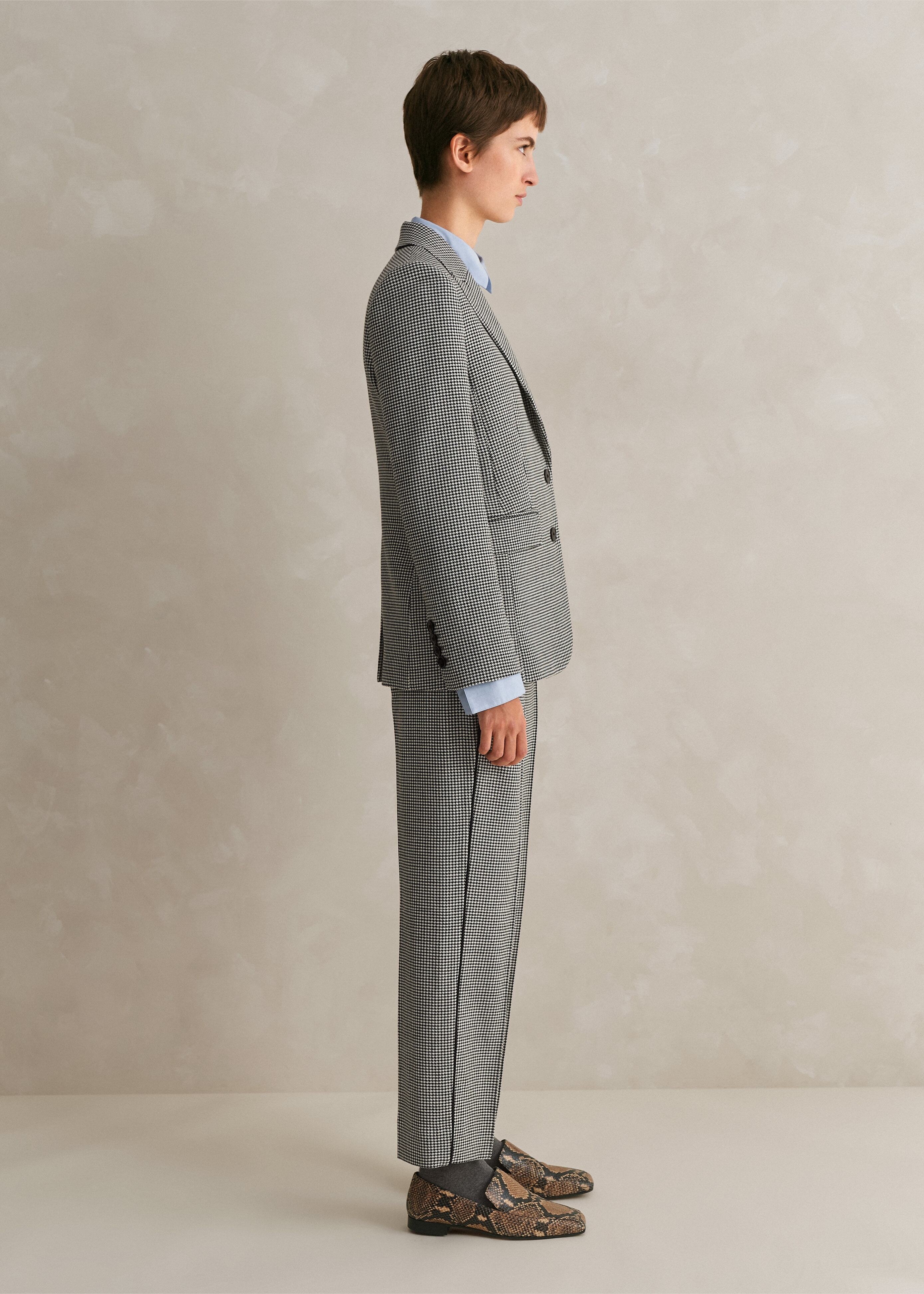 Houndstooth Blazer + Slim Crop Pant Suit Neutrals