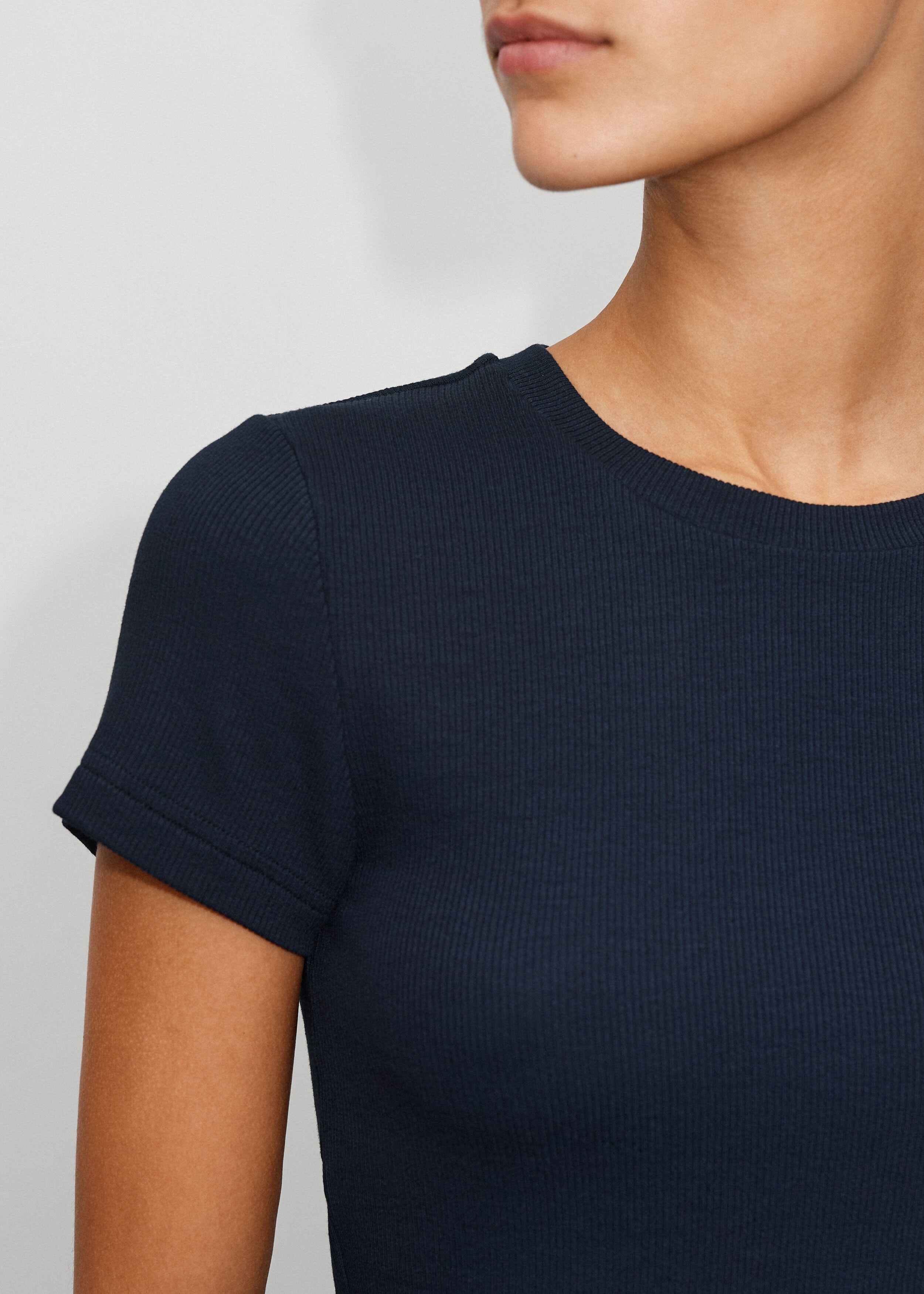 Fitted Rib Tee Navy