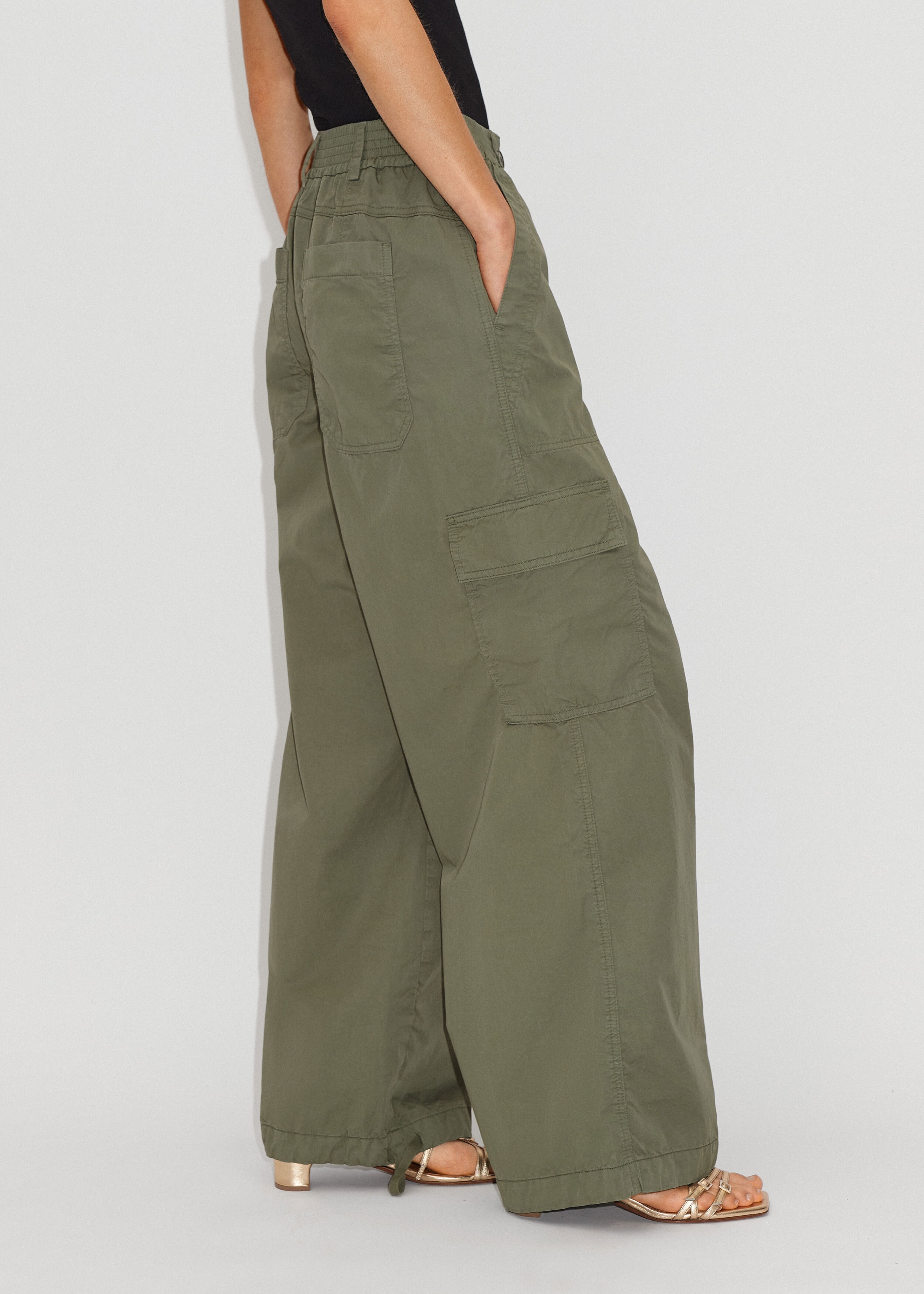 Relaxed Low-Rise Cargo Trouser Summer Khaki