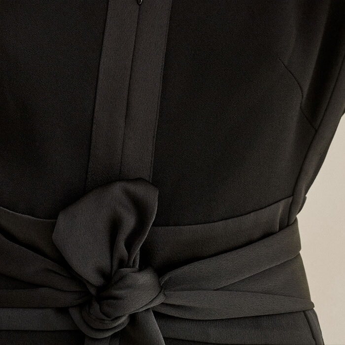 Elegant Long Sleeve Satin Midi Dress + Belt Black