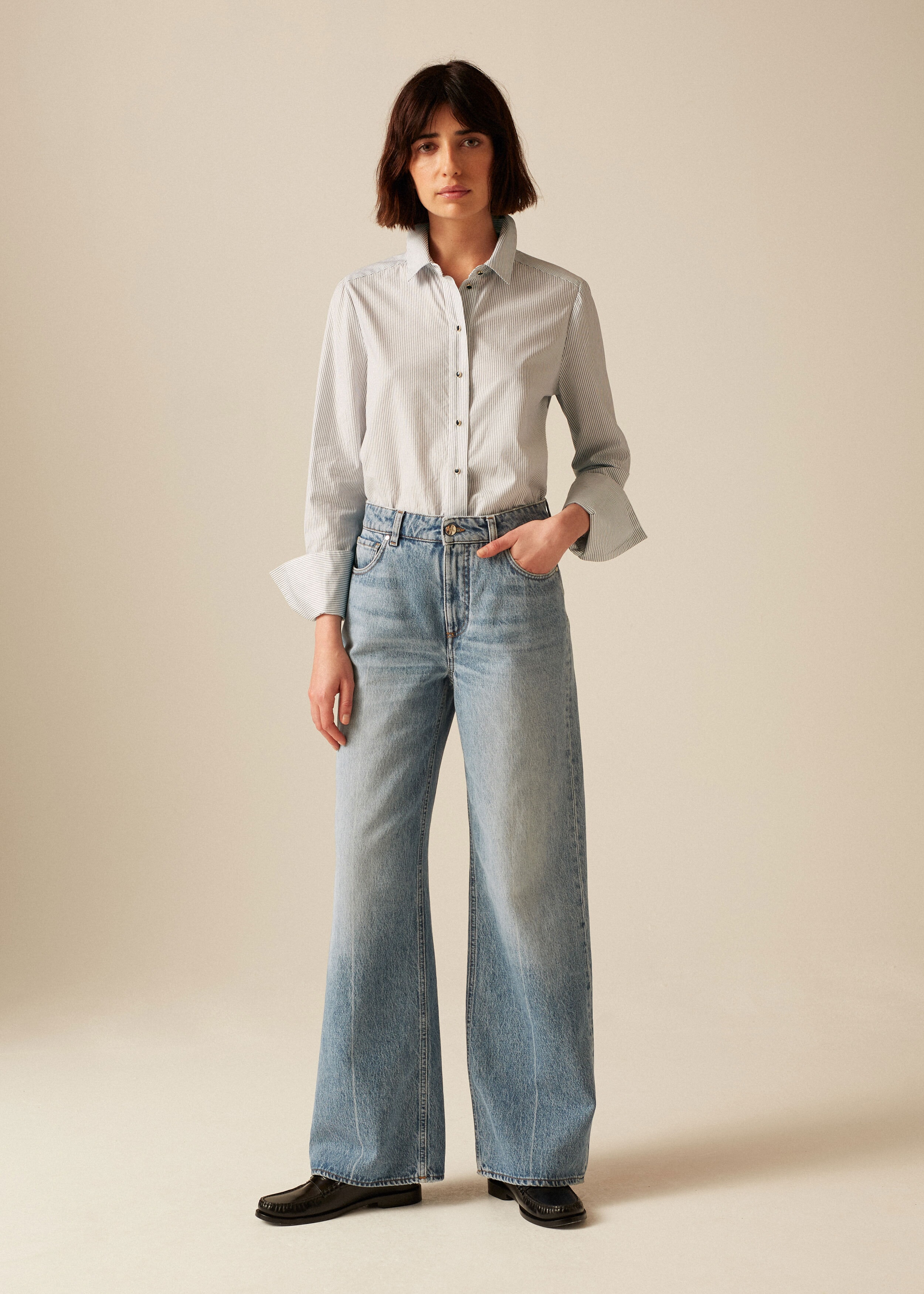 Relaxed Straight-Leg Jean Authentic Blue Wash