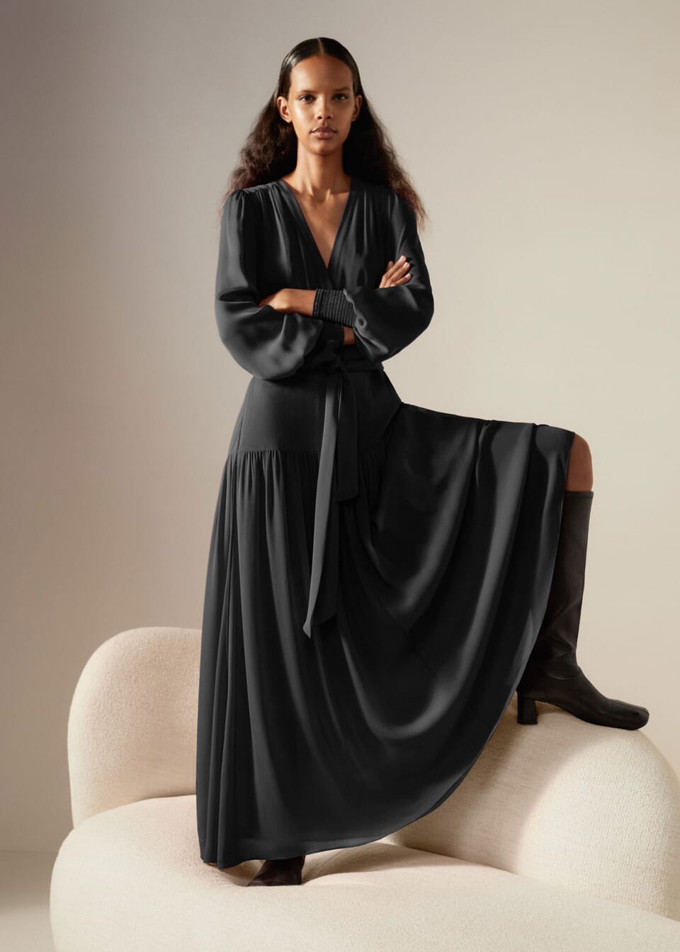 A forever investment, this V-neck maxi dress is crafted from elegant pure silk in a versatile neutral hue and features our signature intelligent design details for styling versatility and a flattering fit.