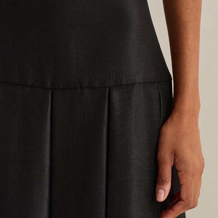 Evening Shimmer Pleated Maxi Skirt Black